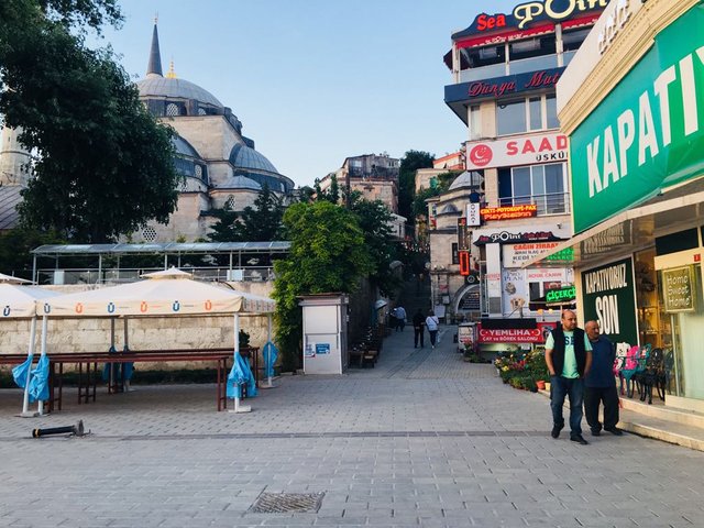 promenade salacak maiden tower and