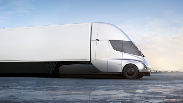 Tesla Semi side