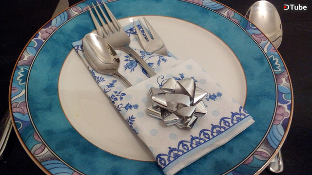 Three Pocket Fold Napkin Tutorial Napkin Folding Napkins