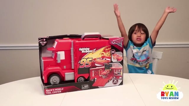 disney pixar cars 3 mack's mobile tool center playset