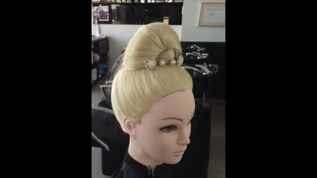 2 Minute Bridal Bun Hairstyle For Long Hair Easy Updo Hairstyles