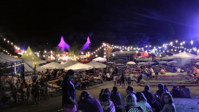 tollwood5