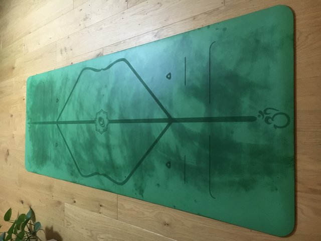 liforme mat cleaning