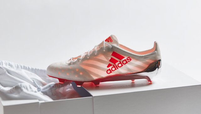 lightest football boots 2020