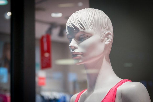Mannequin in a red dress