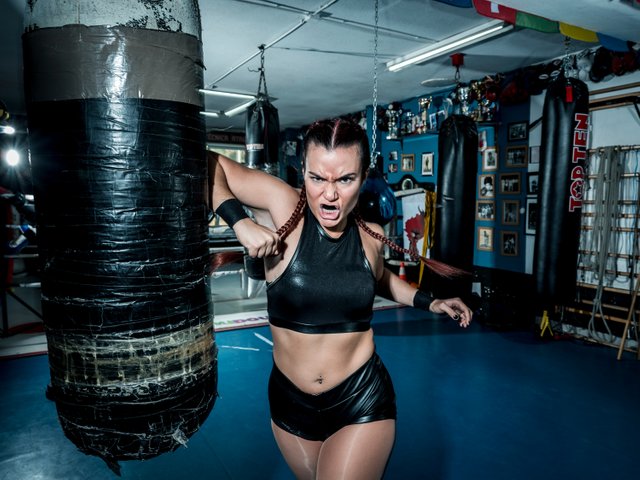 KillerKelly in the Ring with the Profoto B10 By Joao Carlos — Steemit