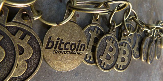 Bitcoin bÄ™dzie walutÄ… Internetu Bitcoin lepszy od S&P. Uchwalono ustawÄ™, Bitcoina jako pieniÄ…dz! Bitcoin, czy go regulowaÄ‡ Facebook i Blockchain