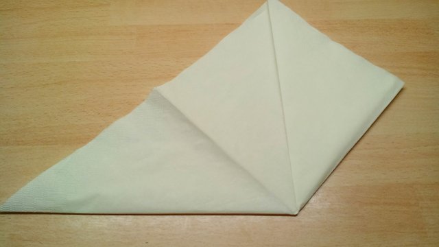 Rakete Serviettendeko Falten Photographed Napkin Folding