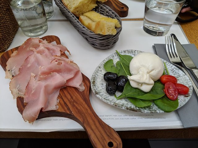 Mozarella and ham at obico mozarella bar in Milan