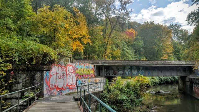 graffitibridge2