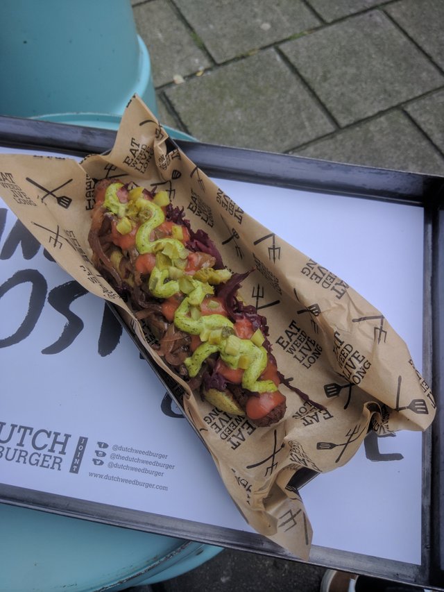 The Dutch Weedburger Dog