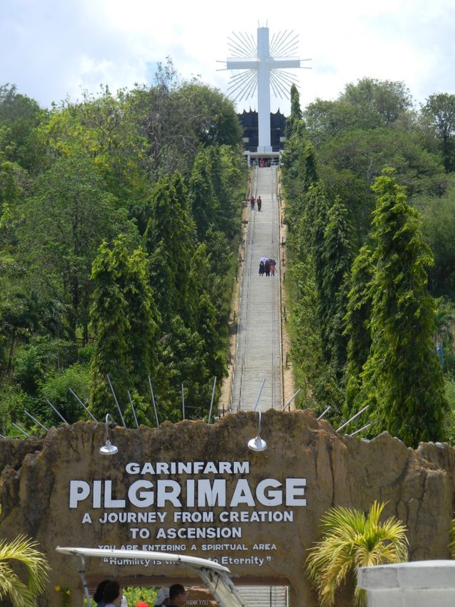 Garin Farm Pilgrimage Resort - Mild Trips