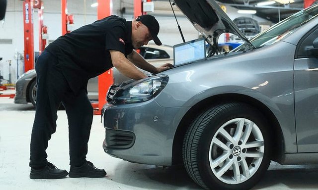 Helpful Hacks for Picking the Right Mechanic — ServiceMyCar