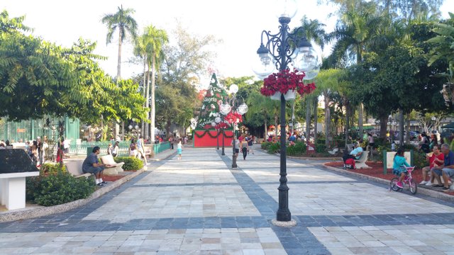 Meet Puerto Rico - Christmas - Caguas Plaza Decorations — Steemit