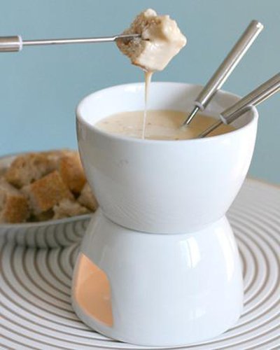 Cheese Fondue With Chipotle and Tequila