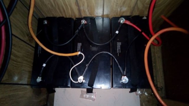 3 100 Amp/hour batteries wired in parallel for 600 watt solar system
