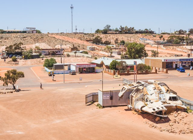 Coober Pedy main streeet