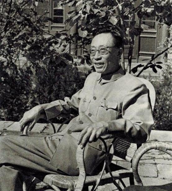 1961年，毛主席接见溥仪，溥仪几次失声痛哭：我是中国的罪人