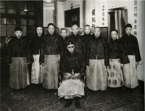 1961年，毛主席接见溥仪，溥仪几次失声痛哭：我是中国的罪人