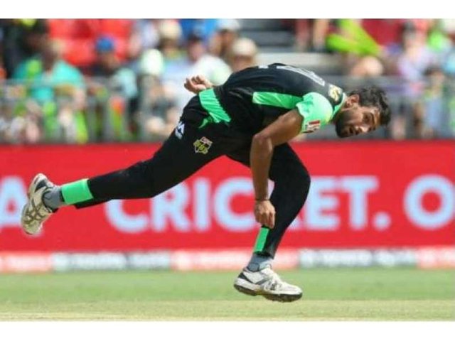 shoaib akhtar bowling shoes