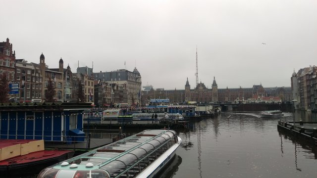Amsterdam ships