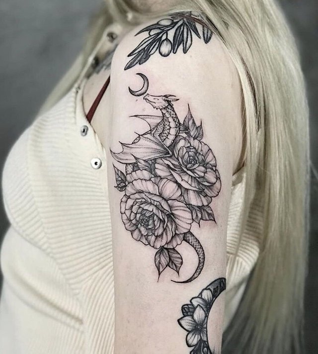 Moon Dragon Sketch And Tattoo Steemit,Honeycomb Tripe Menudo