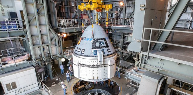 Image from https://regmedia.co.uk/2021/08/13/nasa_cropped_starliner_sm.jpg