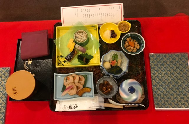 Kaiseki set