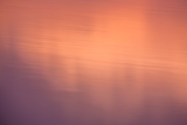 Glow on the Dead Sea