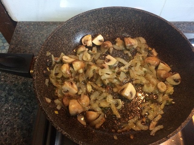 Diane Sauce - Mushroom and Onions.jpg