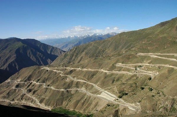 sichuan-tibet-highway.jpg