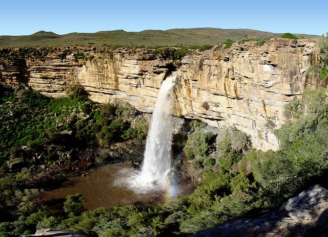 800px-Doorn_River_Waterfall,_Northern_Cape.jpg