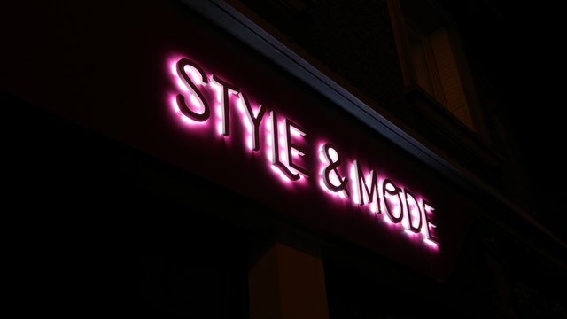 StyleMode_EnseigneNuit.jpg