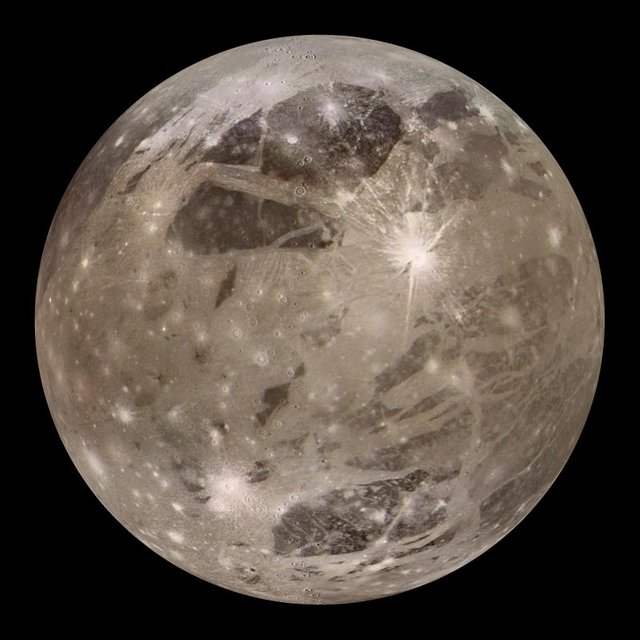 Moon_Ganymede_by_NOAA.jpg