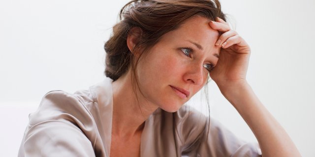 tired-woman-2000-pix.jpg