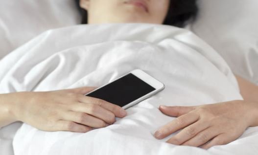 Sleep-without-your-phone.jpg