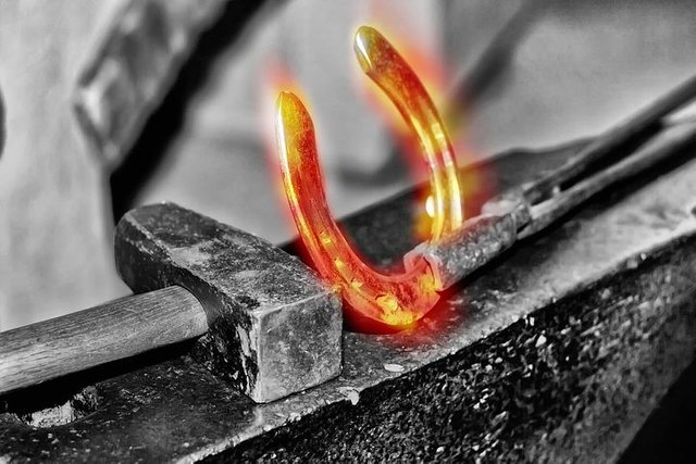 horseshoe-1516269__480.jpg