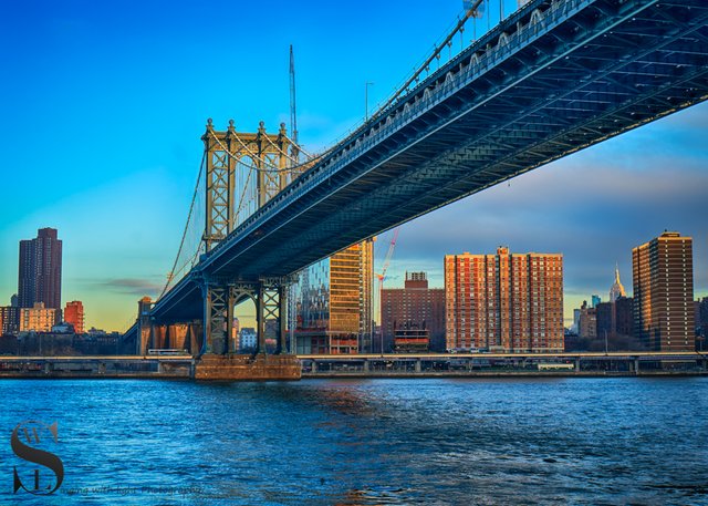 the Manhattan bridge 2.jpg