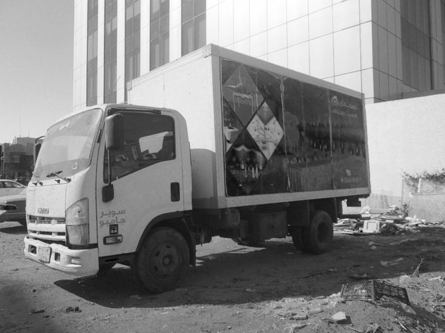 blacknwhite truck.jpg