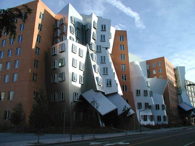 da059db32d81cadef81042a0f7e5b74a--deconstructivism-frank-gehry.jpg