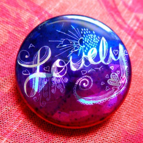 button-lovely-500x500.jpg