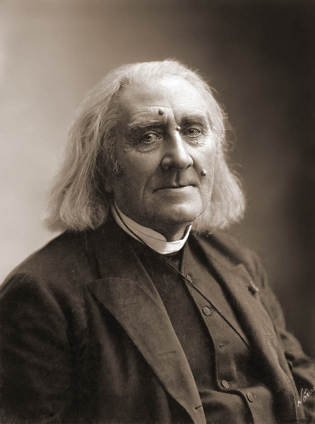 Franz_Liszt_by_Nadar,_March_1886.png