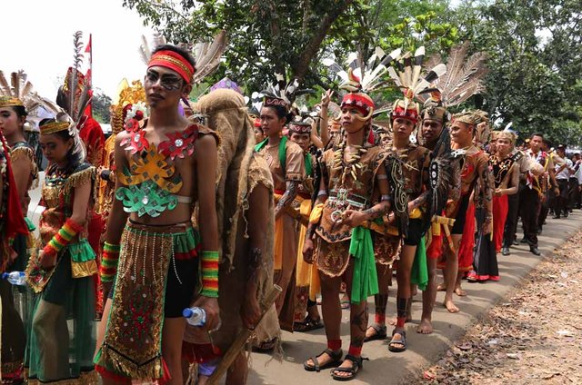 adat kalimantan tengah.jpg