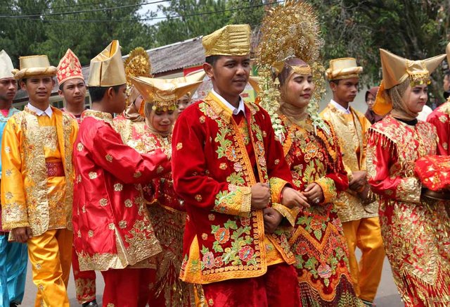 adat sumbar 1.jpg