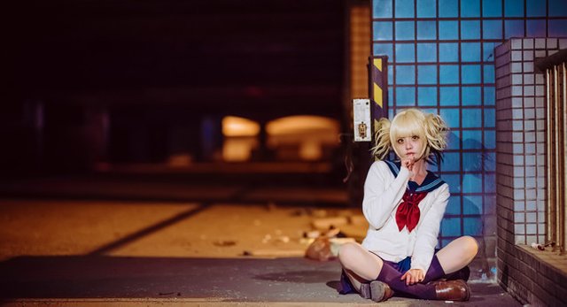 Bloody-Orgasmic-TogaHimiko-Cosplay-5.jpg