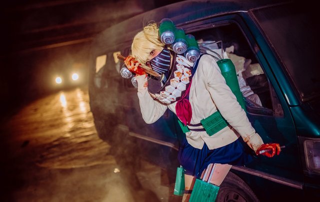 Bloody-Orgasmic-TogaHimiko-Cosplay-10.jpg