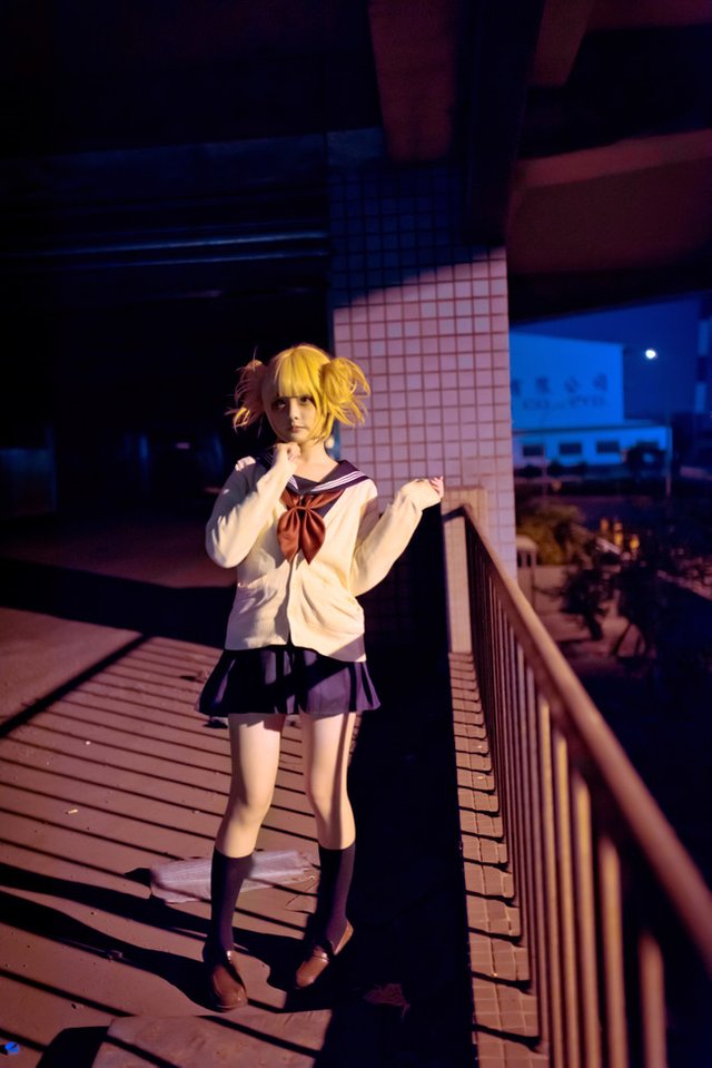 Bloody-Orgasmic-TogaHimiko-Cosplay-7.jpg