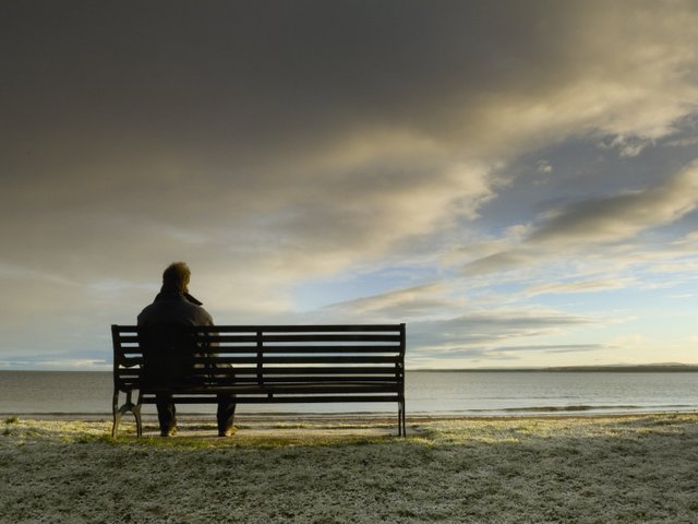 636158430833781576-793213045_lonelinessbench.jpg