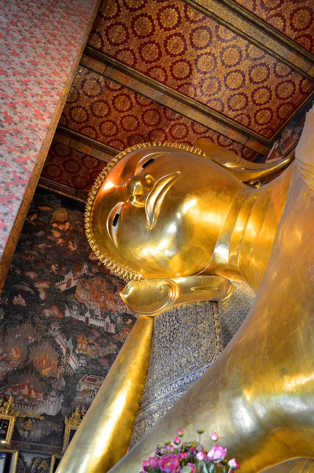 Wat-Pho-Temple-Thailand-8.JPG