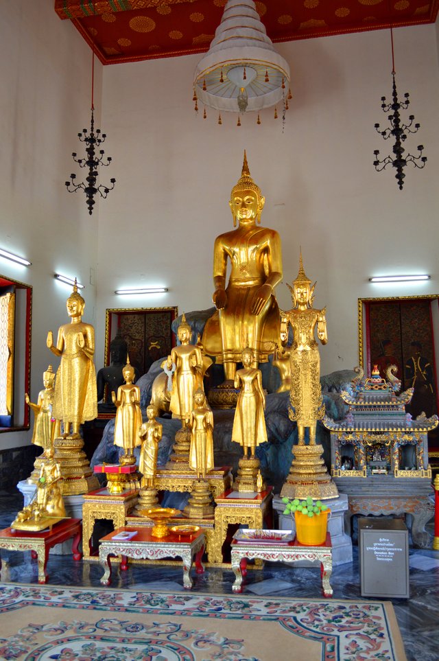 Wat-Pho-Temple-Thailand-20.JPG